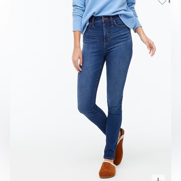 J. Crew Petite curvy 10" high-rise skinny jean in signature stretch - Picture 1 of 5